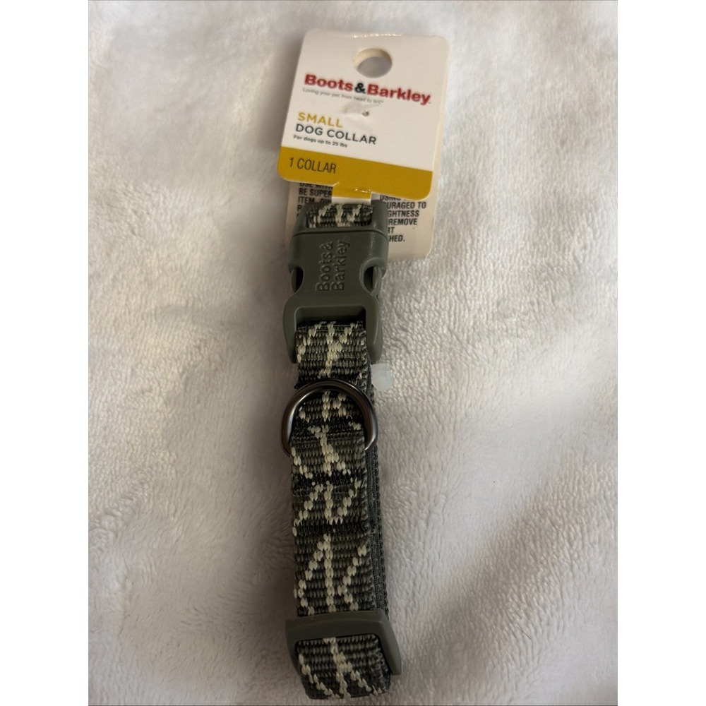 Boots & Barkley Small Adjustable Dog Collar Green Geometric Pattern NWT